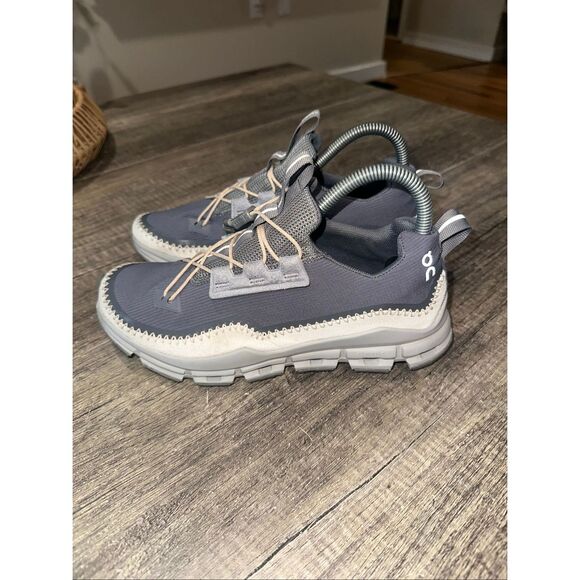 ON Running Cloud Away Asphalt / Ivory Women's 7 Sneakers - Picture 1 of 8